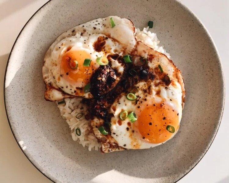 Breakfast Eggs with Crispy Chilli Oil - Chotto Motto